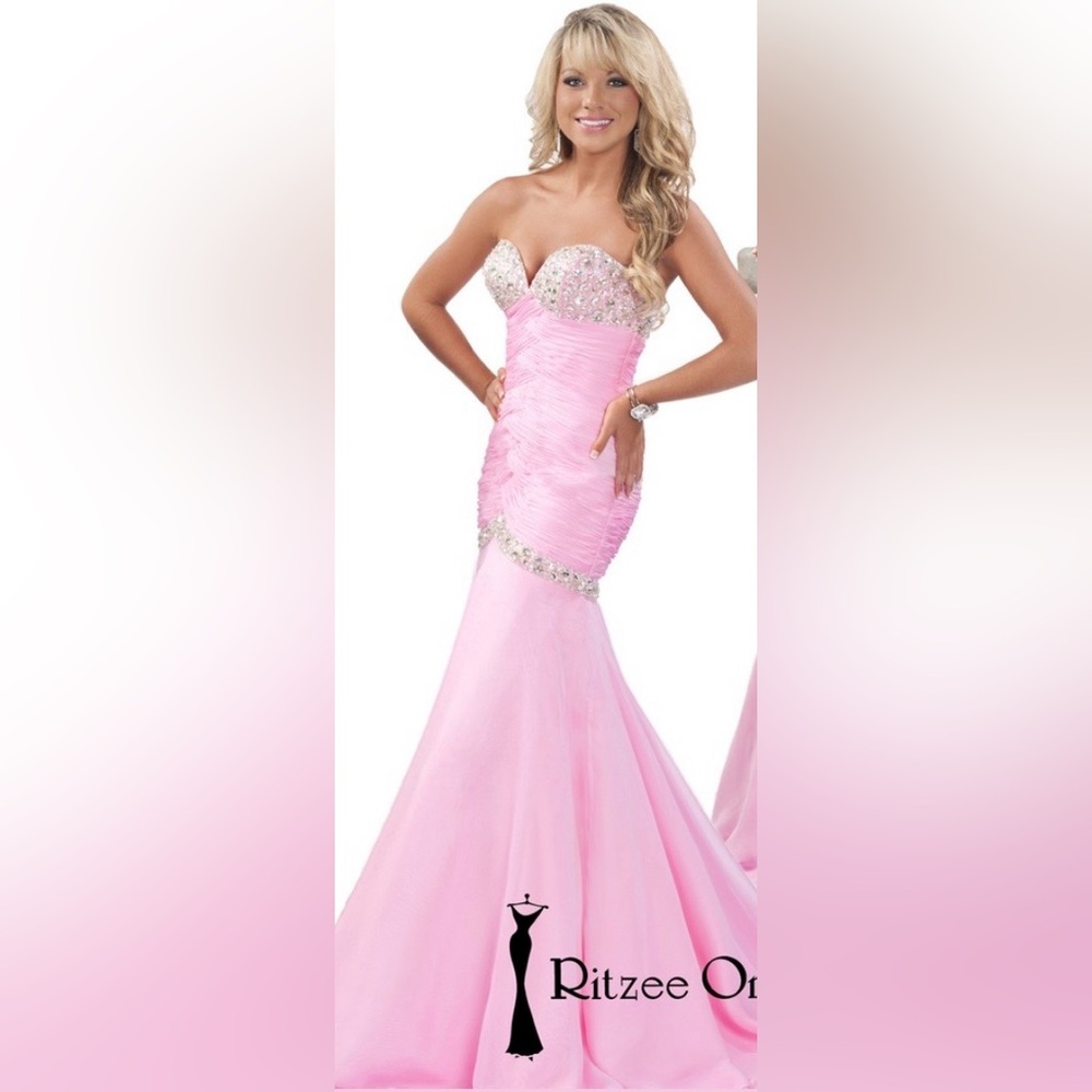 NWT Ritzee Originals. Size 6